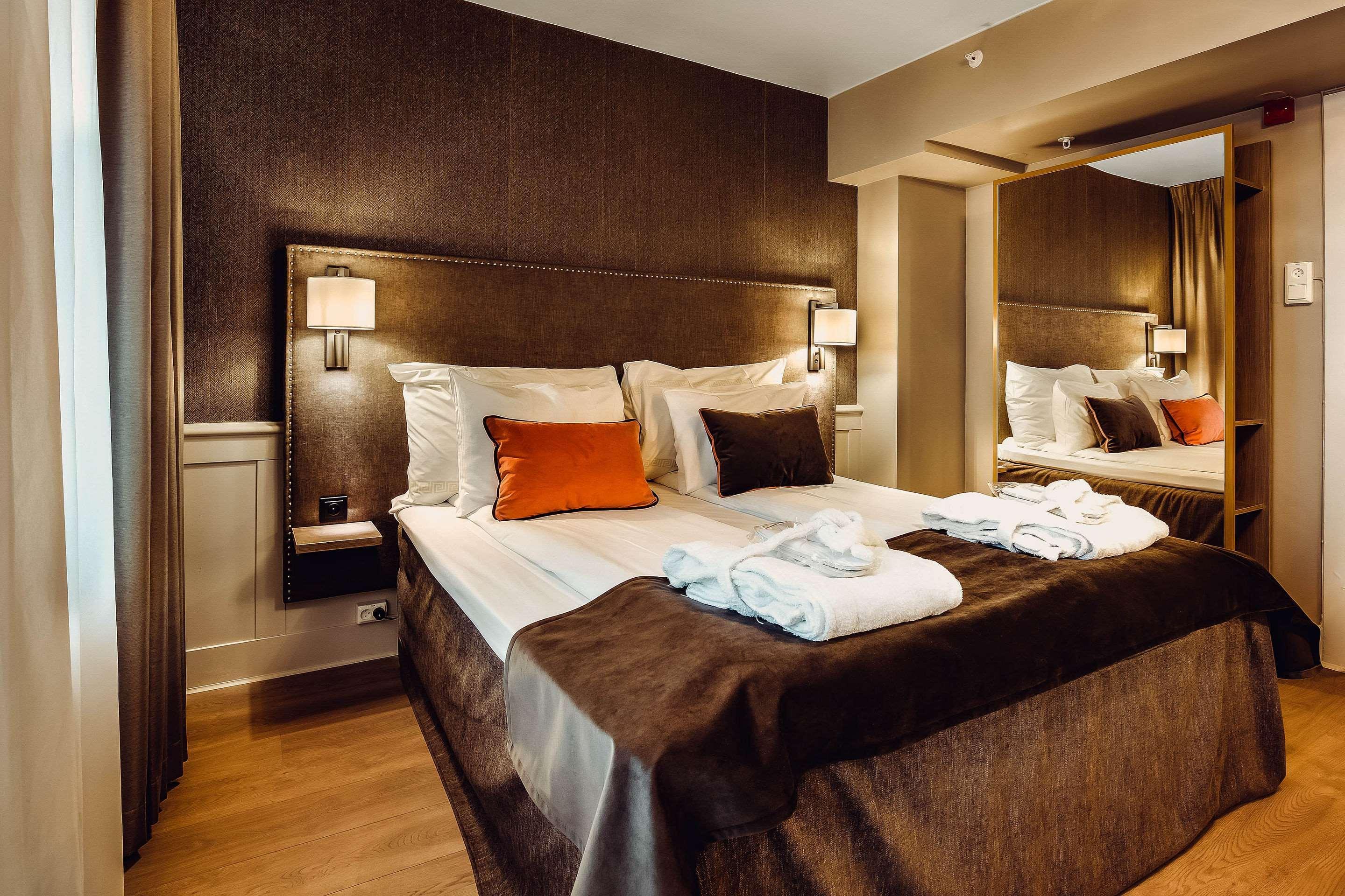 Home Hotel Grand Будё Экстерьер фото