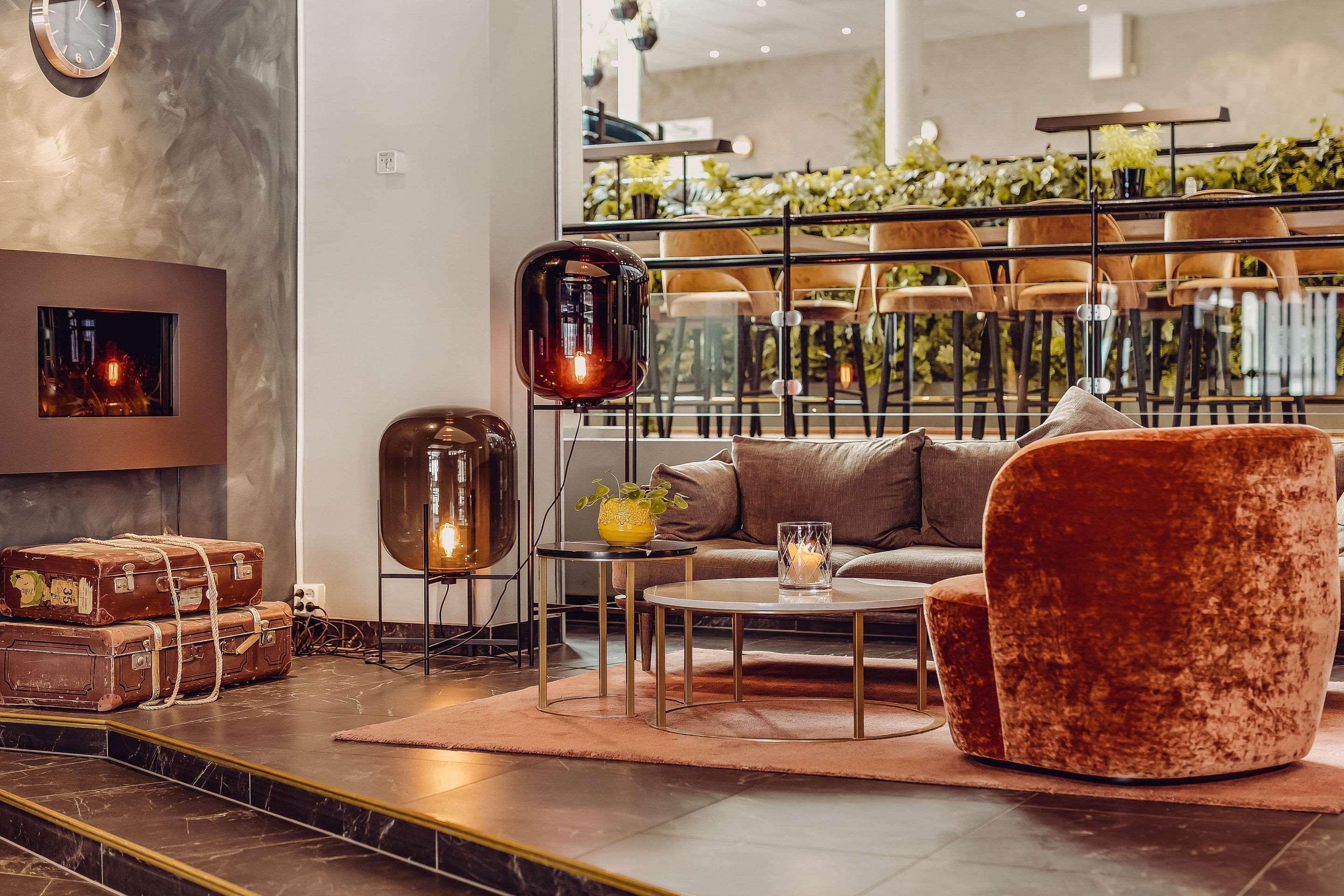 Home Hotel Grand Будё Экстерьер фото