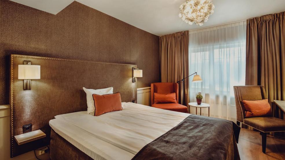 Home Hotel Grand Будё Экстерьер фото