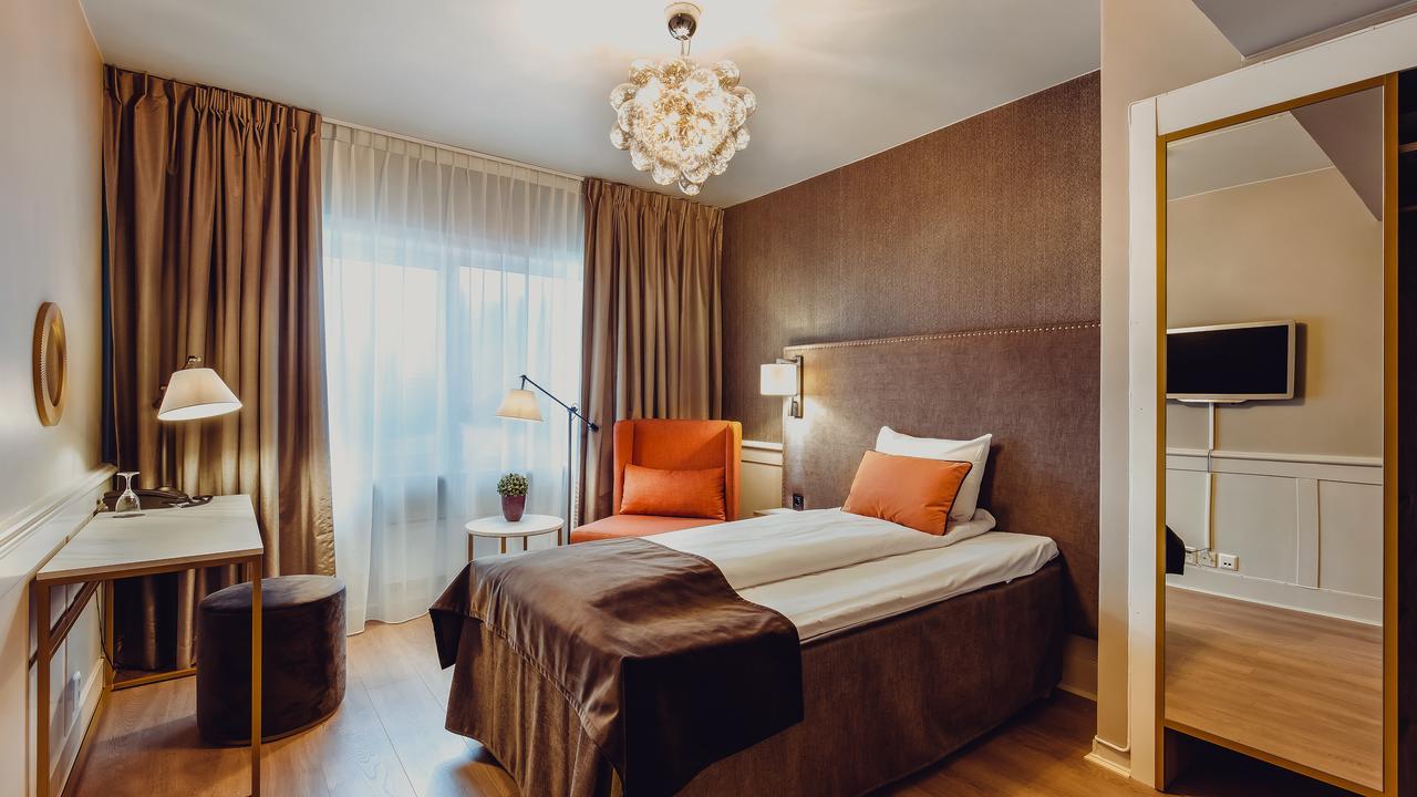 Home Hotel Grand Будё Экстерьер фото