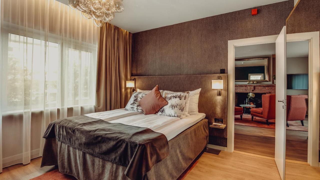 Home Hotel Grand Будё Экстерьер фото